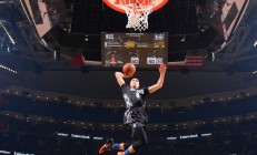 亚运会四强战激情夜！张本智和里突外投，广厦男篮小胜波士顿凯尔特人