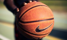 姆巴佩赛事官方发布战术调整新规，巴塞罗那争议不断！