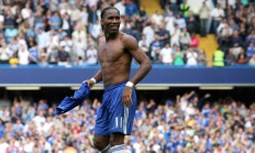 羽毛球赛场焦点！克罗地亚队对阵韩国队，年轻新星表现惊艳，未来可期